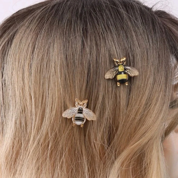 3/$22🩶 Bumble Bee Hair Clip Barrette Fashion Hair Accessories NEW 2 Clips - Picture 7 of 8